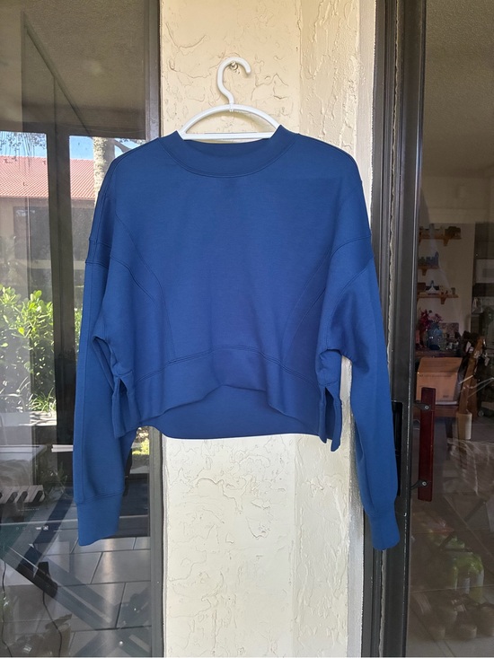YPB Tops - Cropped Crewneck Sweatshirt in Cobalt Blue